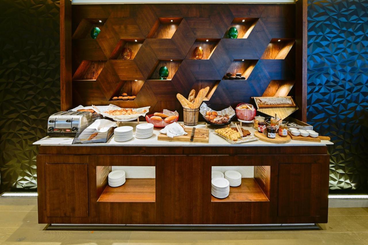 Vivanta Bengaluru Residency Road Ngoại thất bức ảnh