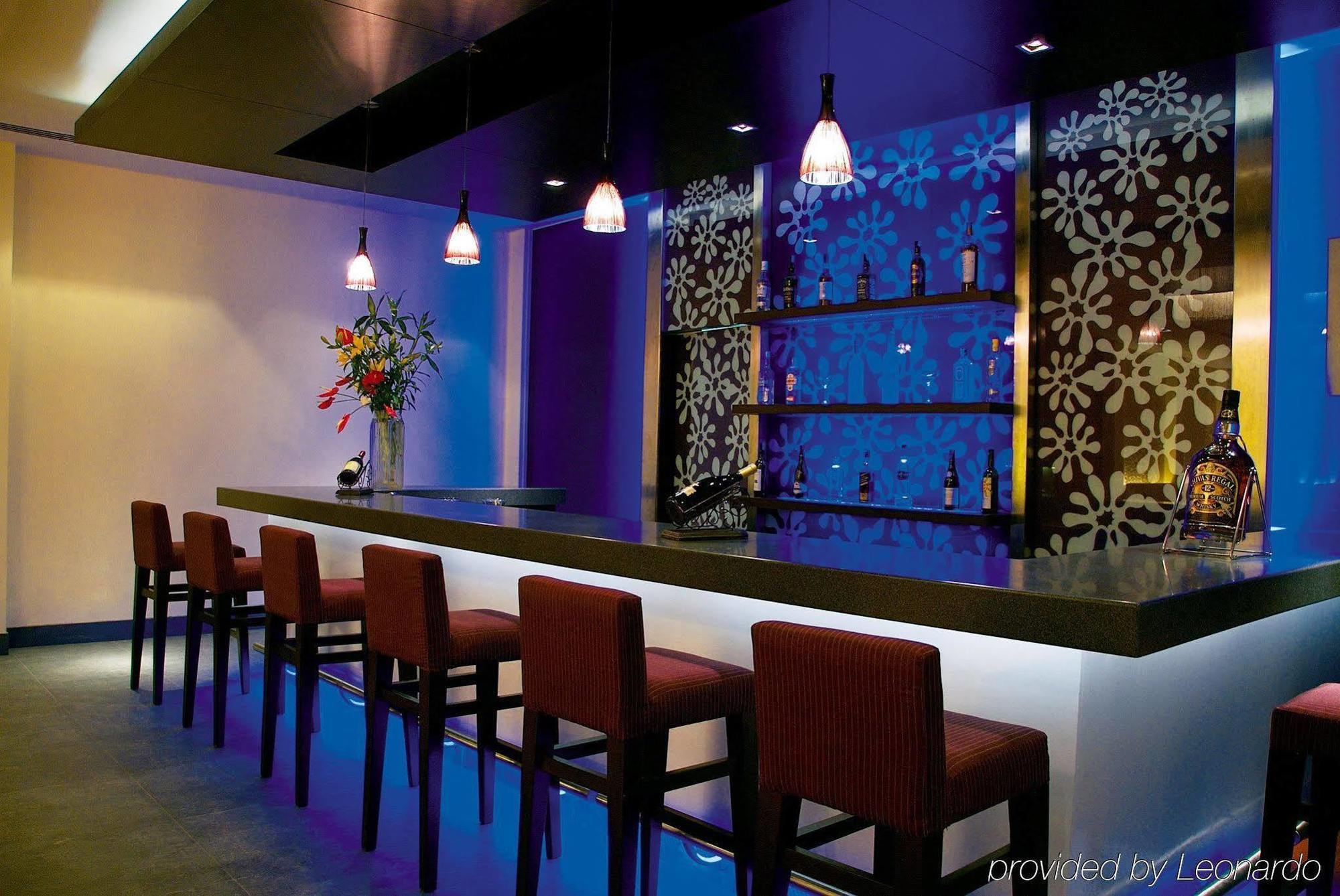 Vivanta Bengaluru Residency Road Nhà hàng bức ảnh